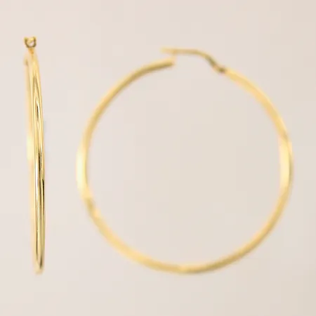 Ett par örhängen creoler, Ø45mm, bredd 1,9mm, GHA, 18K Vikt: 2,7 g