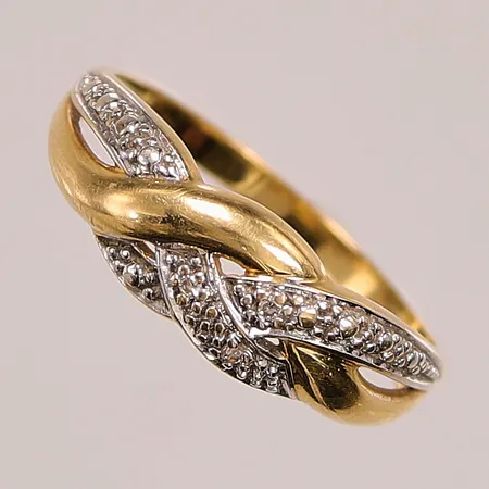 Ring, diamanter 3x ca 0,0025ct, Ø19, bredd:6mm, 18K 2,5g.