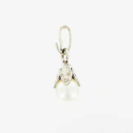 Hänge 17x6mm, imiterad pärla, silver 835/1000. Vikt: 0,9 g