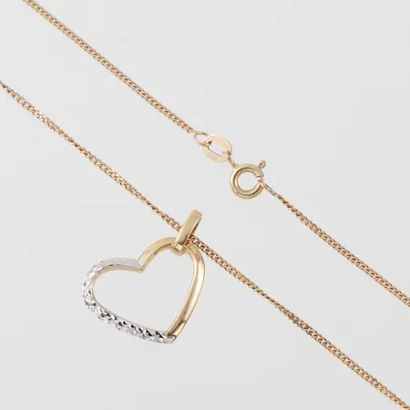 Collier med hänge, 9k. Vikt: 2,9 g