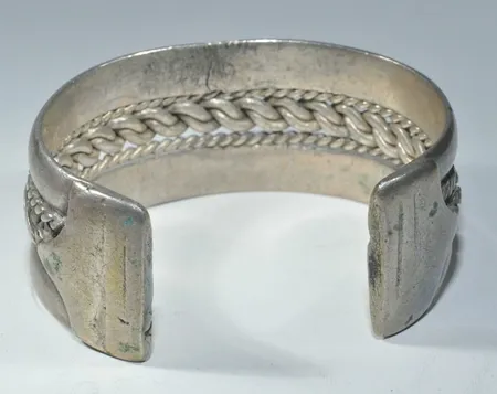  Armband öppen , Bredd 30mm , Ø 60 mm, slitage ,silver 925/1000 Vikt: 97 g
