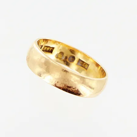 Ring stl 16½, bredd 5mm, repig, 18K Vikt: 3,8 g