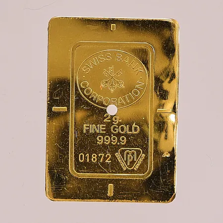 Diverse guld, defekt, 24K 2,9g.