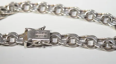  Armband , Längd 20 cm , Bredd 8,24 mm ,silver 925/1000 Vikt: 16,3 g