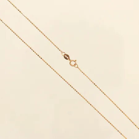Kedja, längd 45cm, bredd ca 0,7mm, 18K Vikt: 1,4 g
