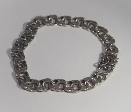 Armband  bism , Längd 19,5 cm , Bredd 8,13mm , silver 925/1000 Vikt: 17 g