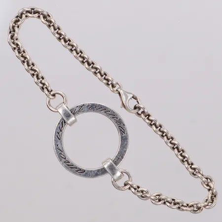 Armband, Amor Vincit Omnia, längd 20cm, bredd 25,2mm, design Efva Attling, repor, 925/1000 silver Vikt: 14,1 g