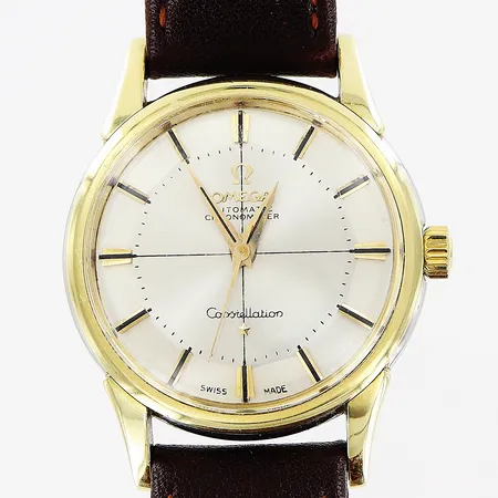 Herrur Omega Constellation Pie Pan, guld på stål, automatisk, Ø34mm, originalglas, originalkrona, verk nr 18282152, caliber 551, boett nr 1438161 SC, tunna repor på glas, armband Hirsh 24,5cm, inga tillbehör.