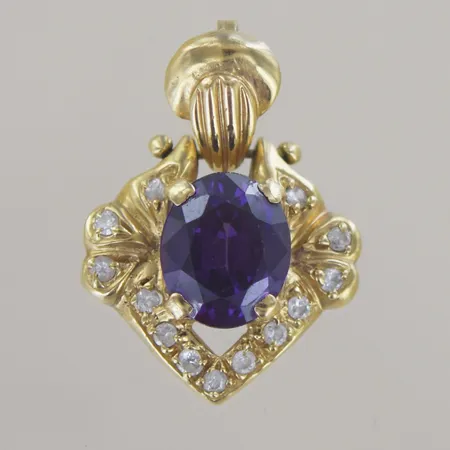 Hänge med stenar, längd 3,4 cm, bredd 2,5 cm, 18K Vikt: 8,6 g