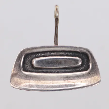 Hänge, längd 37mm, bredd 40mm,  RUNE, Stigbert, år 1961, 830/1000 silver Vikt: 5,7 g