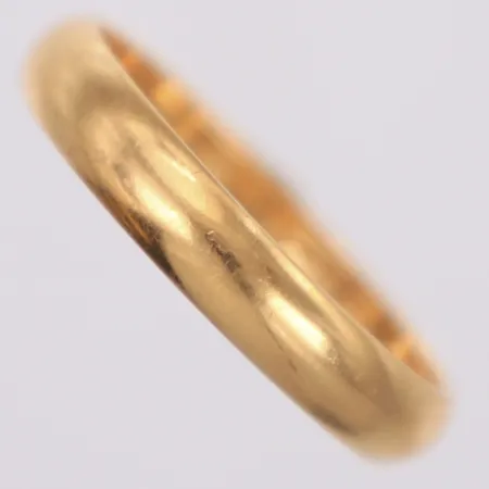 Ring, stl 19¾, bredd 4,0mm, personlig gravyr, 18K Vikt: 4,6 g