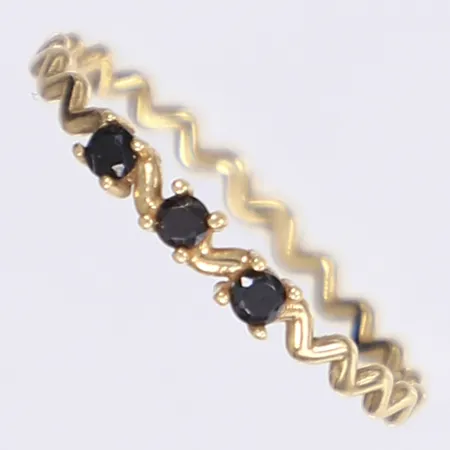 Ring med bruna stenar, stl 17¼, ostämplad, 18K Vikt: 0,8 g