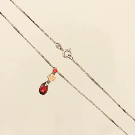 Kedja Venezia, samt hänge med stenar, längd 42,5cm, bredd ca 1mm, hänge 2x20mm, 925/1000 silver  Vikt: 3,6 g
