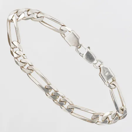Armband, Figarolänk, längd 19½cm, bredd 8mm, silver Vikt: 17,8 g