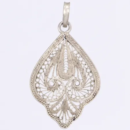 Hänge, filigranarbete, 38x21mm, buckligt, ostämplat silver Vikt: 2,8 g