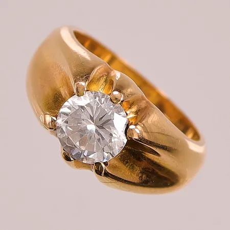 Ring, Ø18¾, bredd:12mm, vit sten, 18K 13,5g.