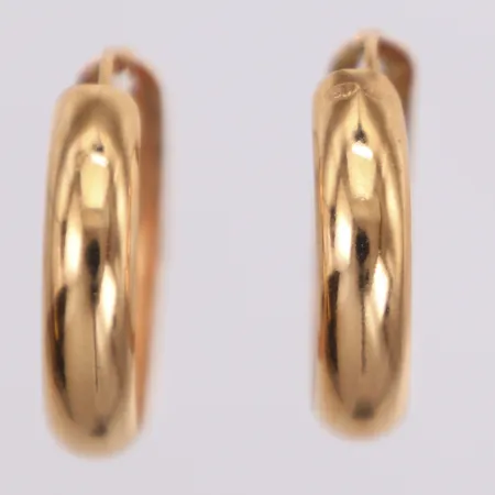 Ett par örhängen, creoler, Ø21mm, bredd: 5mm, 18K Vikt: 1,6 g