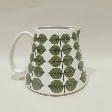 Skål, Berså, formgivare Stig Lindberg för Gustavsberg, höjd 12,5cm, Ø9-11cm, tillverkningsdefekt