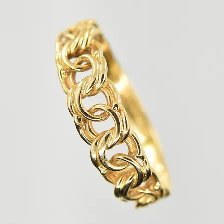 Ring Bismarck, stl 17, bredd 2-5 mm, 18K. Vikt: 2,1 g