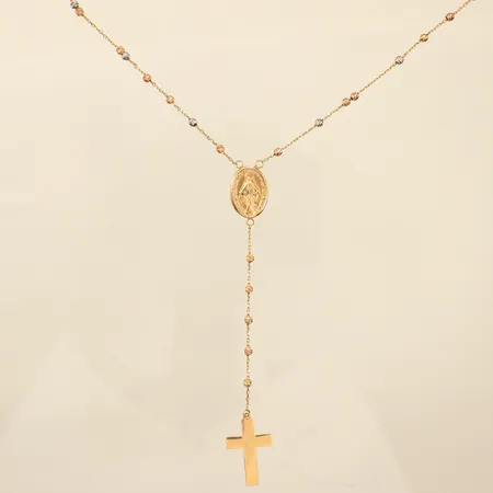 Radband trefärgat, längd 46,5cm, bredd 2,5-93mm, skadat kors, del saknas, 18K  Vikt: 5,2 g