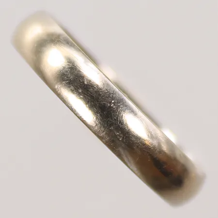 Ring, stl ca 19, gravyr, vitguld, 14K Vikt: 3,1 g