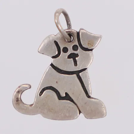 Hänge Hund, längd 19,5mm, bredd 15,8mm, 925/1000 silver Vikt: 2,3 g