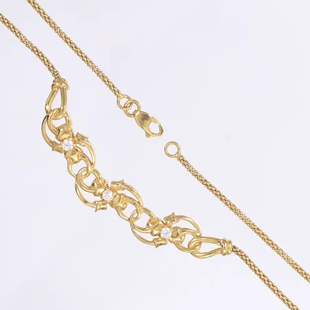 Halscollier med vita stenar, 44,5cm, bredd 2-10mm, buckligt, 21K Vikt: 9,6 g