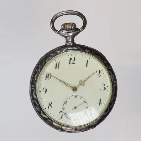 Fickur Zenith Ø52mm med Jaktmotiv, boett nr 2925448/1904 snr. 1974748, runt omkring år 1900, silver i båda boetter, slitage, silver 800/1000
