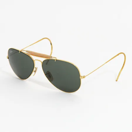 Solglasögon Ray-ban B&L, "outdoorsman" RB3030 , 62¤14, guldfärgade bågar, gröntonat glas, etui