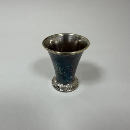 Pokal, höjd 5,5cm, nysilver. Vikt: 0 g