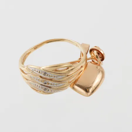 Trasigt guld, 18k. Vikt: 3,5 g
