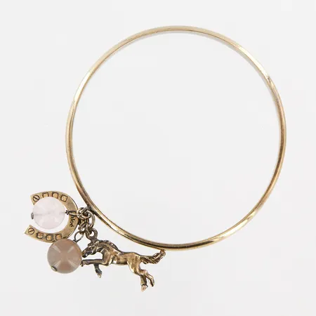 Armband stelt/ Armring med fyra berlocker, Chloé, Ø65mm, bredd: 5mm, metall  Vikt: 0 g