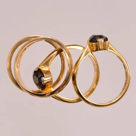 4 Ringar, defekt/gravyr, 18K 20,9g.