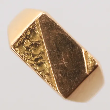 Klackring, stl 20, bredd 3-9mm, 18K Vikt: 2,9 g