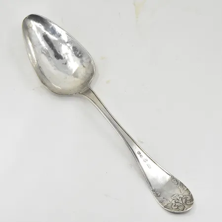 Sked, längd 20 cm, tillverkad V4/1950-tal, gravyr baksida, silver. Vikt: 32,3 g