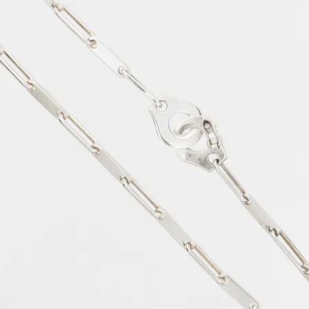 Collier, längd 42cm, bredd 4 - 12mm, tillverkad av C.G. Hallberg, silver  Vikt: 15,5 g