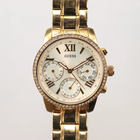 Damur Guess, quartz,#W0623L3, kort länk, inga tillbehör 