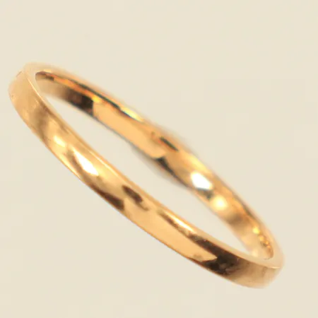 Ring slät, stl 19, bredd 2mm, Schalin, 18K  Vikt: 2 g