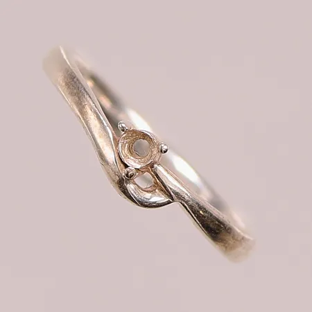 Ring, Ø17, saknar sten, 925/1000 Silver 2g.