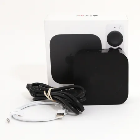 Apple TV 4K (64GB), modellnr: A2169, laddsladd, strömsladd, HDMI-sladd, etui, fjärrkontroll saknas