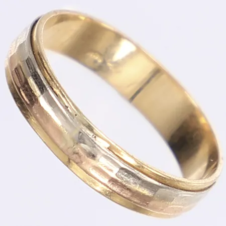 Ring, trefärgad, stl 20½, bredd 5mm, gravyr, 18K Vikt: 4 g