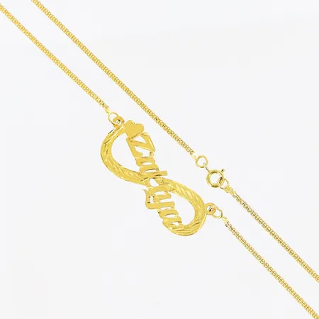Collier, integrerat namnhänge "Zakiya", 44,5cm, bredd 1,5-17mm, tillverkningsdefekt, 21K.  Vikt: 6,5 g
