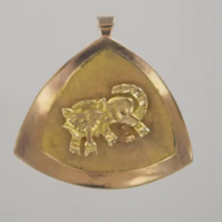 Hänge/brosch från México, längd 4,2 cm, bredd 4,5 cm, 18K Vikt: 9,8 g