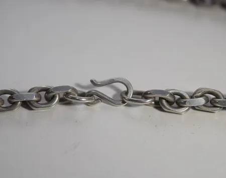 Halskedja , Ankar , Längd 62 cm , bred 6,40 mm Vikt: 76,2 g