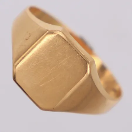Klackring, stl 20, skev, 18K  Vikt: 3 g