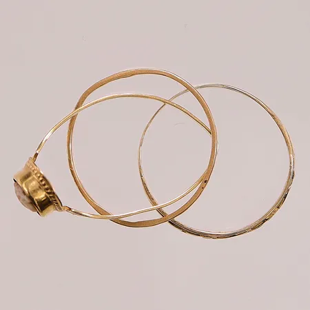 3 Ringar, defekta, 18K 2,5g.