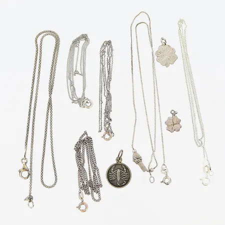 6 kedjor, 3 hängen, defekter, slitage, silver  830, 835/1000 Vikt: 10,7 g