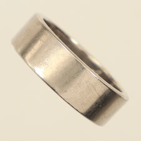 Ring,stl 20, bredd ca 8mm, repig, gravyr, 950/1000, Palladium