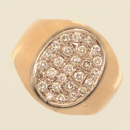 Klackring med diamanter 27x ca 0,02ct, stl 20¾, bredd 6,4-18,7mm, tvåfärgad, repor, nagg på skena, 14K  Vikt: 13,9 g