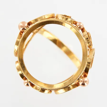 Ring med plats för mynt, stl 18, bredd 25mm, 14K Vikt: 3,3 g